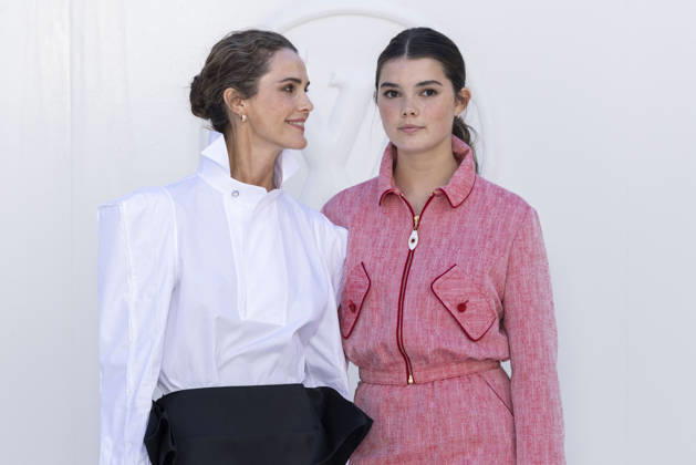 Keri Russell and Willa Lou Deary at the photocall for the Louis Vuitton Women’s Ready-to-Wear Spring Summer 2027 show during Paris Fashion Week (PFW) at the Cité internationale universitaire de Paris, France, on October 6, 2026. Olivier Borde, Bestimage. Photocall at the Louis Vuitton Women’s Ready-to-Wear Spring Summer 2027 show as part of Paris Fashion Week on October 6, 2026, in Paris, France.  Copyright: xOLIVIERxBORDEx xBESTIMAGExOLIVIERxBORDEx xBESTIMAGEx