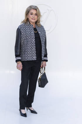 Catherine Deneuve at the photocall for the Louis Vuitton Women’s Ready-to-Wear Spring Summer 2027 show during Paris Fashion Week (PFW) at the Cité internationale universitaire de Paris, France, on October 6, 2026. Olivier Borde, Bestimage. Photocall at the Louis Vuitton Women’s Ready-to-Wear Spring Summer 2027 show as part of Paris Fashion Week on October 6, 2026, in Paris, France.  Copyright: xOLIVIERxBORDEx xBESTIMAGExOLIVIERxBORDEx xBESTIMAGEx