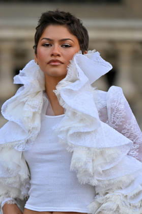 PFW Louis Vuitton Outside Arrivals Zendaya arriving at Louis Vuitton show during Paris Fashion Week, in Paris, France on 6 October 2026. Photo by Julien Reynaud APS-Medias ABACAPRESS.COM Paris France  Copyright: xReynaudxJulien APS-Medias ABACAx