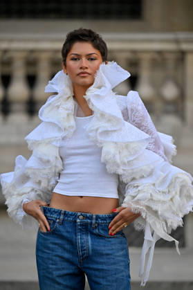 PFW Louis Vuitton Outside Arrivals Zendaya arriving at Louis Vuitton show during Paris Fashion Week, in Paris, France on 6 October 2026. Photo by Julien Reynaud APS-Medias ABACAPRESS.COM Paris France  Copyright: xReynaudxJulien APS-Medias ABACAx