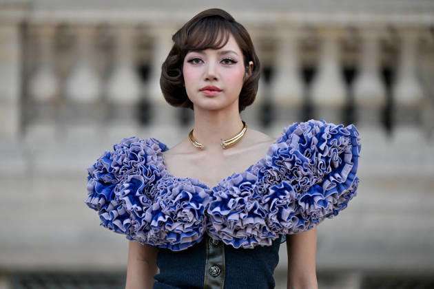 PFW Louis Vuitton Outside Arrivals Lisa arriving at Louis Vuitton show during Paris Fashion Week, in Paris, France on 6 October 2026. Photo by Julien Reynaud APS-Medias ABACAPRESS.COM Paris France  Copyright: xReynaudxJulien APS-Medias ABACAx