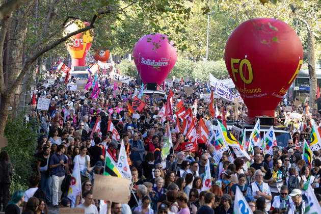 Student Demonstration - Paris RL General view of protesters during a demonstration as part of a nationwide day of actions called by high-school students, joined by unions and teachers, who for days have been demanding better learning conditions in protests punctuated by violent confrontations in Paris on October 6, 2026. Photo by Raphael Lafargue ABACAPRESS.COM Paris France Copyright: xLafarguexRaphael ABACAx