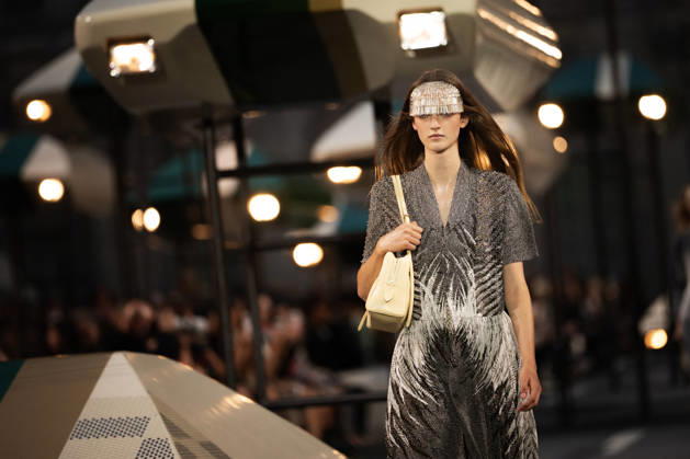 PFW - Louis Vuitton Runway - Paris A model presents a creation for Louis Vuitton Women s Spring Summer 2027 collection fashion show as part of the Paris Fashion Week, in Paris, France on October 6, 2026. Photo by Alexis Jumeau ABACAPRESS.COM Paris France  Copyright: xJumeauxAlexis ABACAx