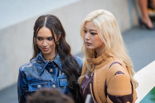 PFW - Louis Vuitton Front Row - Paris Daniela Avanzini and Yoonchae poses as she arrives ahead of the Louis Vuitton Women s Spring Summer 2027 collection fashion show as part of the Paris Fashion Week, in Paris, France on October 6, 2026. Photo by Alexis Jumeau ABACAPRESS.COM Paris France  Copyright: xJumeauxAlexis ABACAx