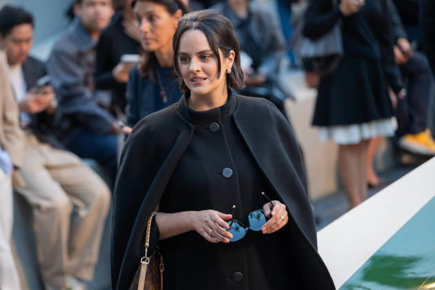 PFW - Louis Vuitton Front Row - Paris Noemie Merlant poses as she arrives ahead of the Louis Vuitton Women s Spring Summer 2027 collection fashion show as part of the Paris Fashion Week, in Paris, France on October 6, 2026. Photo by Alexis Jumeau ABACAPRESS.COM Paris France  Copyright: xJumeauxAlexis ABACAx