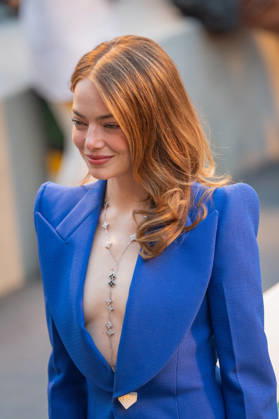 PFW - Louis Vuitton Front Row - Paris Emma Stone poses as she arrives ahead of the Louis Vuitton Women s Spring Summer 2027 collection fashion show as part of the Paris Fashion Week, in Paris, France on October 6, 2026. Photo by Alexis Jumeau ABACAPRESS.COM Paris France  Copyright: xJumeauxAlexis ABACAx