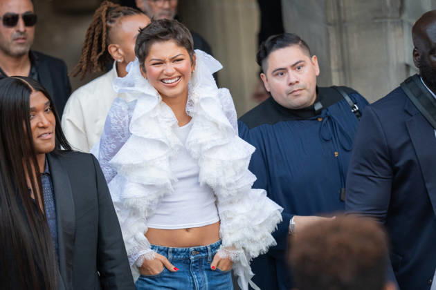 PFW - Louis Vuitton Front Row - Paris Zendaya poses as she arrives ahead of the Louis Vuitton Women s Spring Summer 2027 collection fashion show as part of the Paris Fashion Week, in Paris, France on October 6, 2026. Photo by Alexis Jumeau ABACAPRESS.COM Paris France  Copyright: xJumeauxAlexis ABACAx