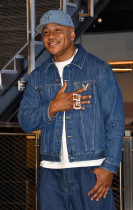 NEW YORK, NY- OCTOBER 6: LL Cool J at the Empire State Building to Celebrate the Premiere of CBS™ New Drama, NCIS: NEW YORK on October 6, 2026 in New York City. Copyright: xmpi099 MediaPunchx