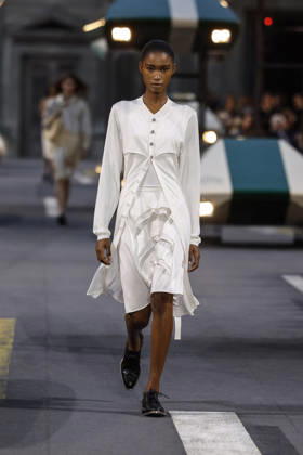 Louis Vuitton Women s Ready-to-Wear Spring Summer 2026 Collection Fashion Show during Paris Fashion Week, October 6, 2026 Louis Vuitton Women’s Ready-to-Wear Spring Summer 2026 Collection Fashion Show, during Paris Fashion Week on October 6, 2026, Paris, France  Copyright: xAgencex xBestimagexAgencex xBestimagex
