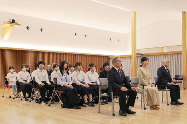 Princess Kako in Kyoto Pref. Japan s Princess Kako watches a Ningyo Joruri traditional puppet theater performance in Kyotamba in Kyoto Prefecture, western Japan, on Oct. 6, 2026. (Pool photo) A14AA0005630340P