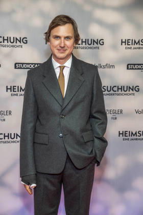 ABB HEIMSUCHUNG- Lars Eidinger zu Gast auf dem roten Teppich bei der Deutschland Premiere von Volker Schloendorff Kinofilm Heimsuchung im Kino International am 06.10.2026 in Berlin Berlin Deutschland
