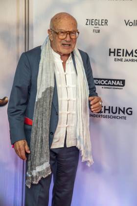 ABB HEIMSUCHUNG- Volker Schloendorff zu Gast auf dem roten Teppich bei der Deutschland Premiere von Volker Schloendorff Kinofilm Heimsuchung im Kino International am 06.10.2026 in Berlin Berlin Deutschland