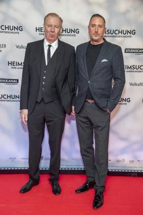 ABB HEIMSUCHUNG- Ludger Pistor und Jan-Christoph Wagner zu Gast auf dem roten Teppich bei der Deutschland Premiere von Volker Schloendorff Kinofilm Heimsuchung im Kino International am 06.10.2026 in Berlin Berlin Deutschland