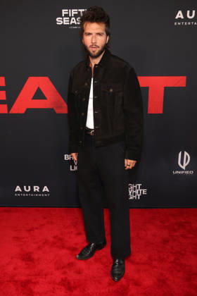 Inside arrivals for the Los Angeles premiere of The Beast at the Academy Museum of Motion Pictures Featuring: Guy Burnet Where: Los Angeles, California, United States When: 07 Oct 2026 Credit: Faye s Vision Cover Images EDITORIAL USE ONLY. NOT FOR USE BY NEWSPAPERS BASED IN THE UK. Copyright: xx coverimg56077494