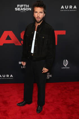 Inside arrivals for the Los Angeles premiere of The Beast at the Academy Museum of Motion Pictures Featuring: Guy Burnet Where: Los Angeles, California, United States When: 07 Oct 2026 Credit: Faye s Vision Cover Images EDITORIAL USE ONLY. NOT FOR USE BY NEWSPAPERS BASED IN THE UK. Copyright: xx coverimg56077483