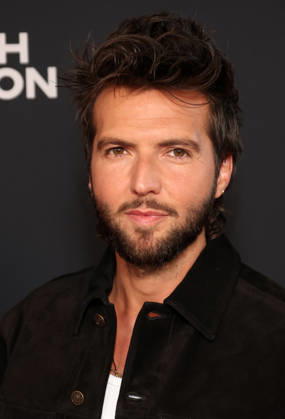 Inside arrivals for the Los Angeles premiere of The Beast at the Academy Museum of Motion Pictures Featuring: Guy Burnet Where: Los Angeles, California, United States When: 07 Oct 2026 Credit: Faye s Vision Cover Images EDITORIAL USE ONLY. NOT FOR USE BY NEWSPAPERS BASED IN THE UK. Copyright: xx coverimg56077485