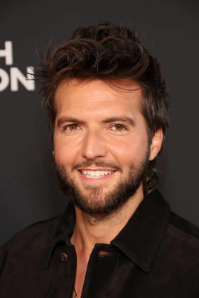 Inside arrivals for the Los Angeles premiere of The Beast at the Academy Museum of Motion Pictures Featuring: Guy Burnet Where: Los Angeles, California, United States When: 07 Oct 2026 Credit: Faye s Vision Cover Images EDITORIAL USE ONLY. NOT FOR USE BY NEWSPAPERS BASED IN THE UK. Copyright: xx coverimg56077486