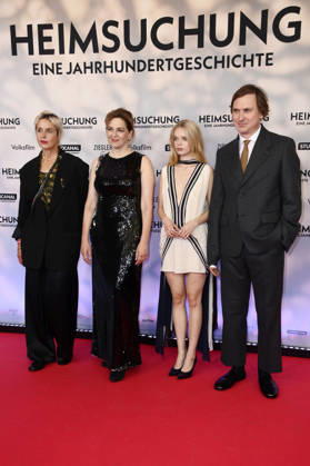 Susanne Wolff, Martina Gedeck, Maria Matschke Engel und Lars Eidinger bei der Premiere des Kinofilms Heimsuchung im Kino International. Berlin, 06.10.2026