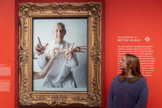 Tim Walker s Fairyland: Love and Legends Photo Call at National Portrait Gallery, London, UK - 7 October 2026 A staff member views Ian McKellen by Tim Walker as part of The National Portrait Gallery s Tim Walker s Fairyland: Love and Legends Exhibition which runs from 9th October 2026 - 7th February 2027 at National Portrait Gallery in London, England, UK on Wednesday 7 October, 2026., Credit:Justin Ng Avalon UK, England, London, National Portrait Gallery Copyright: xJustinxNgx xAvalonx 1141202435