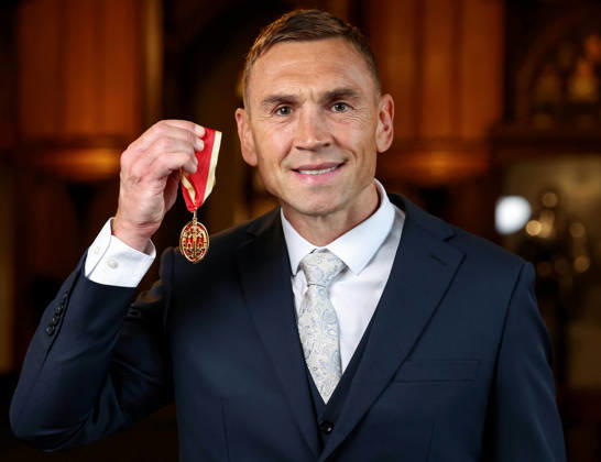 Investitures at Windsor Castle 07 10 2026. Windsor, UK. Sir Kevin Sinfield receives the Honour of Knighthood from The Prince of Wales at an investiture ceremony at Windsor Castle, Berkshire., Credit:Andrew Parsons Kensington Palace B66 Avalon United Kingdom, England, Windsor Copyright: xAndrewxParsonsx xKensingtonxPalacex xB66x xAvalonx 1141208920