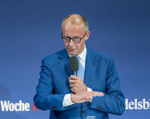 Friedrich Merz EUR, Deutschland, Berlin, 07.10.2026: Keynote von Bundeskanzler Friedrich Merz (CDU) zur Lage unseres Landes anlässlich der in Berlin stattfindenen Jubiläumsveranstaltung von 80 Jahre Handelsblatt und 100 Jahre WirtschaftsWoche.