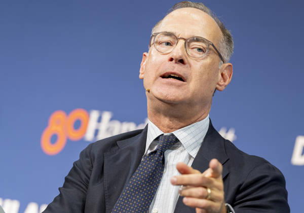Oliver Bäte EUR, Deutschland, Berlin, 07.10.2026: Oliver Bäte CEO Allianz SE besucht die in Berlin stattfindene Jubiläumsveranstaltung von 80 Jahre Handelsblatt und 100 Jahre WirtschaftsWoche.