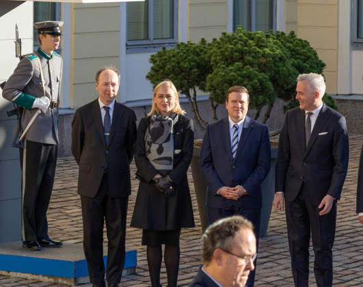 October 6, 2026, Helsinki, Uusimaa, Finland: Helsinki, Suomi, 6.10.2026. Eduskunnan puhemies Jussi Halla-aho (vasemmalla) ja ulkoministeri Elina Valtonen osallistuvat Espanjan kuningas Felipe VI:n ja kuningatar Letizian tervetuloseremoniaan Presidentinlinnan pihalla Helsingissa. Helsinki Finland - ZUMAt172 20261006_zip_t172_085 Copyright: xJosexTabaresx