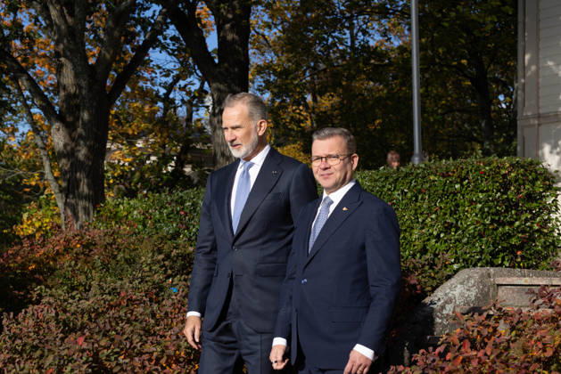 October 6, 2026, Helsinki, Uusimaa, Finland: King FELIPE VI of Spain is welcomed by Finnish Prime Minister PETTERI ORPO at the Prime Minister s official residence during the King s state visit to Finland. Helsinki Finland - ZUMAt172 20261006_zip_t172_098 Copyright: xJosexTabaresx