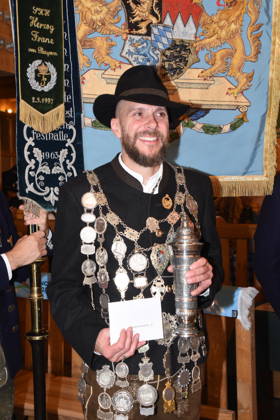 Andreas Dumberger Landesschützenkönig Luftgewehr 2026 München 04.10.2026 Theresienwiesn Oktoberfest- Schützen Festzelt Landesschießens Siegerehrung des diesjährigen Schützenkönige Foto München