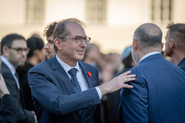 Berlin, Bebelplatz, Gedenken Berlin, Bebelplatz, Gedenken an die 1.200 Opfer des islamischen Terrorangriffs auf Israel am 7. Oktober 2023, Bundesinnenminister Alexander Dobrindt Berlin Berlin GER