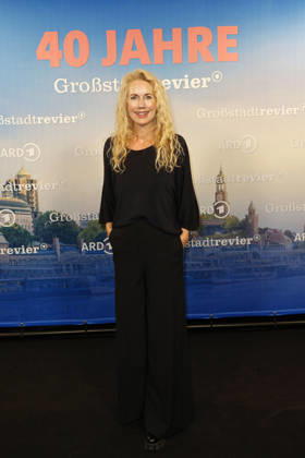 Dorothea Schenck attends the photo call for the 40th anniversary of the series *Großstadtrevier* on October 7, 2026 at the Astor Film Lounge in Hamburg, Germany 40th anniversary *Großstadtrevier* photo call in Hamburg, Germany