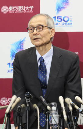 October 7, 2026, Tokyo, Japan - Japanese chemist Kenso Soai of professor emeritus at the Tokyo University of Science (TUS) speaks at a press conference as he won the Nobel Prize in Chemistry at the TUS campus Tokyo on Wednesday, October 7, 2026. Soai and French chemist Henri Kagan won the prize to discover non-linear effects and autocatalysis in asymmetric organic synthesis (photo by Yoshio Tsunoda AFLO) aflo_354043933