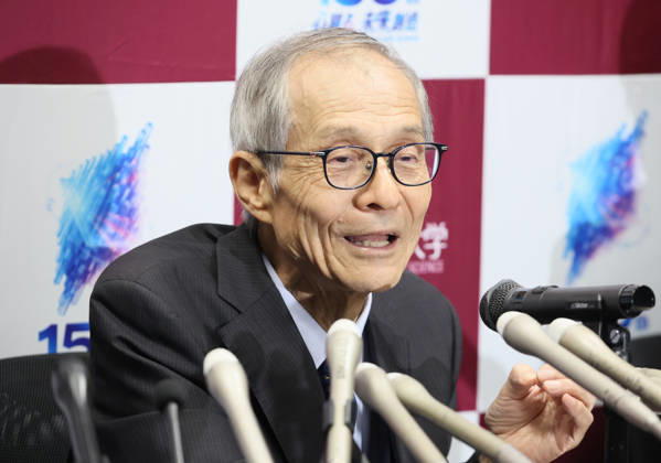 October 7, 2026, Tokyo, Japan - Japanese chemist Kenso Soai of professor emeritus at the Tokyo University of Science (TUS) speaks at a press conference as he won the Nobel Prize in Chemistry at the TUS campus Tokyo on Wednesday, October 7, 2026. Soai and French chemist Henri Kagan won the prize to discover non-linear effects and autocatalysis in asymmetric organic synthesis (photo by Yoshio Tsunoda AFLO) aflo_354085463