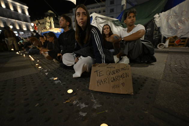 Supporters gather in Madrid for Maricarmen Abascal after her death MADRID, SPAIN - OCTOBER 7: People gather in support of Maricarmen Abascal during a protest at Puerta del Sol in Madrid, Spain on October 7, 2026. The 87-year-old Abascal, who became a symbol of Spain s housing crisis in recent weeks, died in hospital after spending 15 days there following her eviction from her home by police in Madrid on September 23, 2026. Burak Akbulut Anadolu Madrid Spain. Editorial use only. Please get in touch for any other usage. Copyright: x2026xAnadoluxBurakxAkbulutx