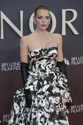 Billie Piper pictured attending the BFI London Film Festival Opening Gala - Elsinore at the BFI Southbank Royal Festival Hall Featuring: Billie Piper Where: London, United Kingdom When: 07 Oct 2026 Credit: Alan West Cover Images EDITORIAL USE ONLY. NOT FOR USE BY NEWSPAPERS BASED IN THE UK. Copyright: xx coverimg56078818