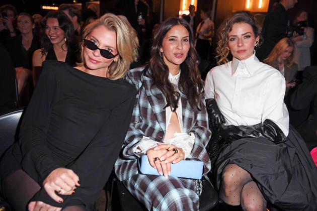 Valentina Pahde, Chryssanthi Kavazi, Eva Padberg bei der ABOUT YOU OPERA FASHION SHOW im Admiralspalast in Berlin am 07.10.2026