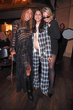 Annemarie Carpendale, Chryssanthi Kavazi, Valentina Pahde bei der ABOUT YOU OPERA FASHION SHOW im Admiralspalast in Berlin am 07.10.2026