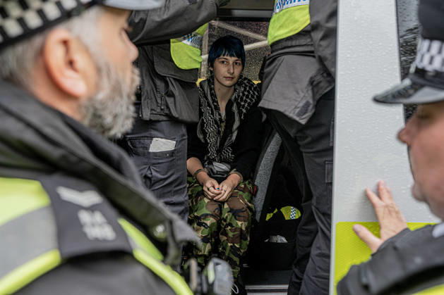 Pro-Israeil counter protestors challenge pro-Palestine demonstrators in London, UK - 7 OCT 2026. A pro-Palestine demonstrator is arrested for breaching the peace and not maintaining sufficient distance from pro-Israeli counter-protestors. Pro-Palestine activists from Central London Universities chose the 3rd anniversary of the October 7th attack by Hamas to protest against Israel’s war on Gaza. They clashed en route with pro-Israeli counter protestors. The demonstration was arranged by an inter-uni coalition that includes King’s College and LSE. London United Kingdom Copyright: xLabxMox xSOPAxImagesx LabMO_Oct_7th_Uni_Protest_SOPA_18