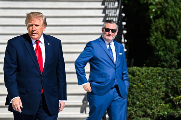WASHINGTON, DC - OCT. 7: United States President Donald J Trump and US Senator Ted Cruz (Republican of Texas) walk out of the South Portico of the White House in Washington, DC, USA, to depart en route to a campaign rally in San Antonio, Texas on Wednesday, October 7, 2026. Copyright: xAnnabellexGordon PoolxviaxCNPx MediaPunchx
