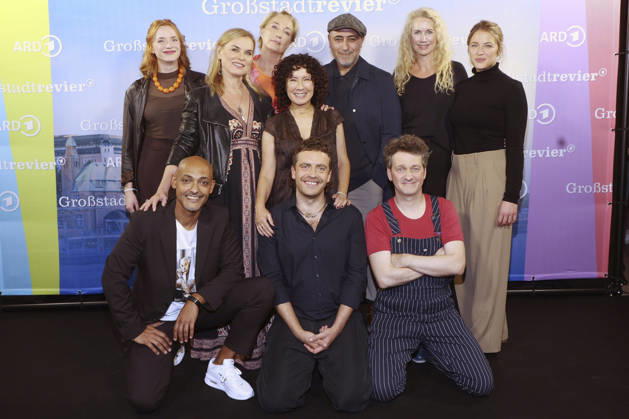 Sofie Junker, Patrick Abozen, Andrea Lüdke, Saskia Fischer, Maria Ketikidou, Enrique Fiß, Özgür Karadeniz, Sven Fricke, Dorothea Schenck und Dorothea Schenck beim Photocall zu 40 Jahre der ARD-Serie Großstadtrevier in der Astor Film Lounge. Hamburg, 07.10,.2026
