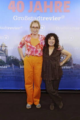 Saskia Fischer und Maria Ketikidou beim Photocall zu 40 Jahre der ARD-Serie Großstadtrevier in der Astor Film Lounge. Hamburg, 07.10,.2026