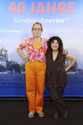 Saskia Fischer und Maria Ketikidou beim Photocall zu 40 Jahre der ARD-Serie Großstadtrevier in der Astor Film Lounge. Hamburg, 07.10,.2026