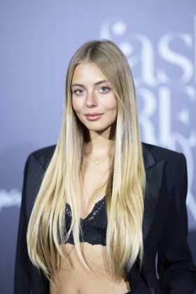 Talento Fashion Awards - Madrid Mishel Gerzig attends 5th Talento Fashion Awards Photocall at Espacio La Salle by Eneldo on October 7, 2026 in Madrid, Spain Photo by ABACAPRESS.COM Madrid Madrid Spain Copyright: xABACAx