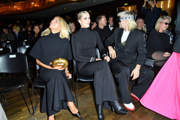 ABOUT YOU Opera Modenschau Caro Daur, Lena Gercke und Ski Aggu (bürgerlichem Namen August Jean Diederich) bei der ABOUT YOU Opera Modenschau in Berlin am 07.10.2026 Copyright: xEventpressxBerndtx