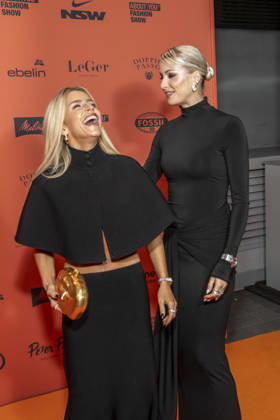 ABB ABOUTYOU- Caroline Daur und Lena Gercke zu Gast auf dem Orangenen Teppich bei der ABOUT YOU Opera Fashion Show im Admiralspalast am 07.10.2026 Berlin Deutschland