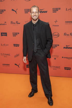 ABB ABOUTYOU- Kevin Pabel zu Gast auf dem Orangenen Teppich bei der ABOUT YOU Opera Fashion Show im Admiralspalast am 07.10.2026 in Berlin Berlin Deutschland
