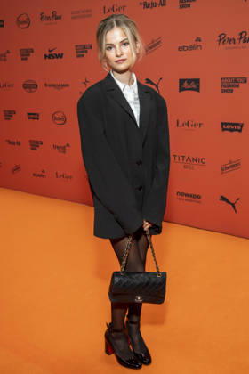 ABB ABOUTYOU- Lotta Stichler zu Gast auf dem Orangenen Teppich bei der ABOUT YOU Opera Fashion Show im Admiralspalast am 07.10.2026 in Berlin Berlin Deutschland