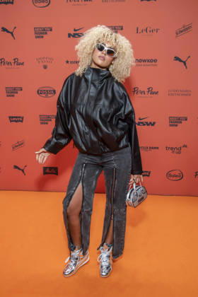 ABB ABOUTYOU- Souhaila Jaeger zu Gast auf dem Orangenen Teppich bei der ABOUT YOU Opera Fashion Show im Admiralspalast am 07.10.2026 in Berlin Berlin Deutschland