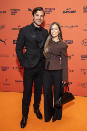 ABB ABOUTYOU- Tim Reitz und Vivien Grabatis zu Gast auf dem Orangenen Teppich bei der ABOUT YOU Opera Fashion Show im Admiralspalast am 07.10.2026 in Berlin Berlin Deutschland