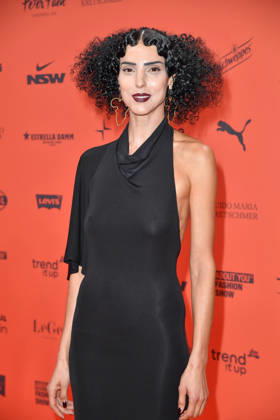 Zoe Helali bei der ABOUT YOU Opera Modenschau in Berlin am 07.10.2026